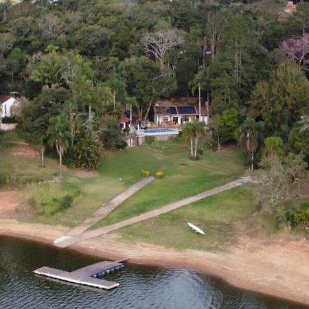 Chacara Em Condominio A Beira Da Represa Para Locacao Familiar Ibiúna Exteriör bild