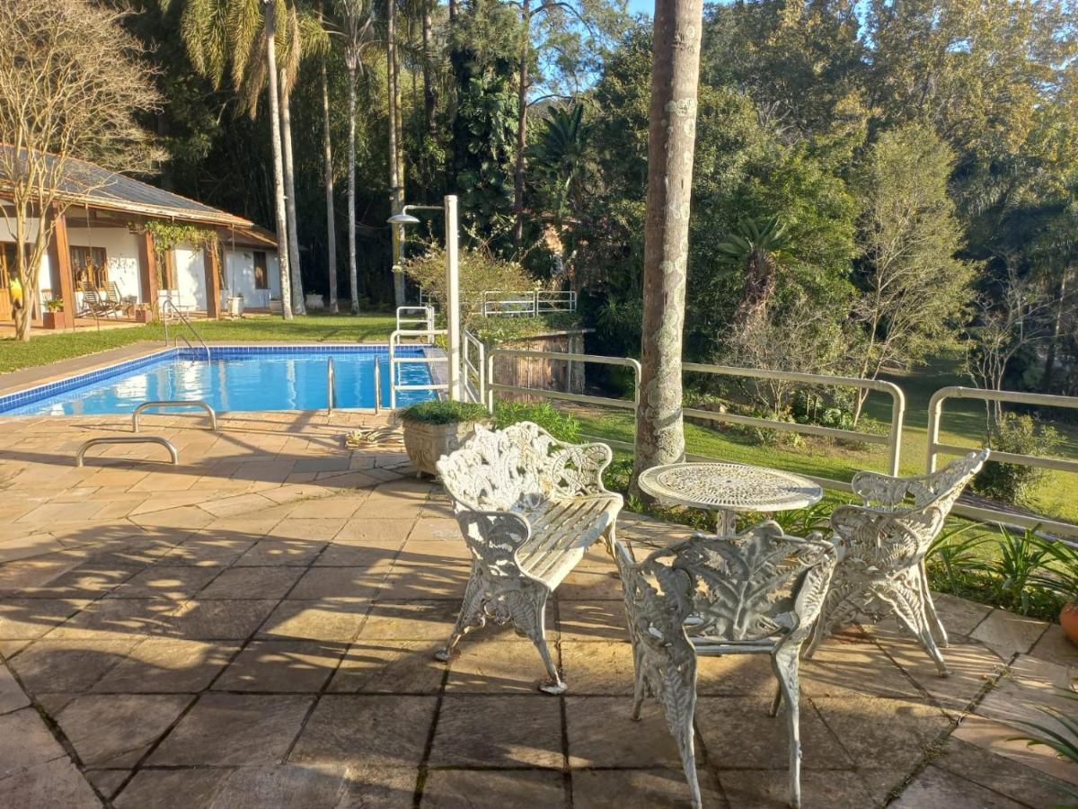Chacara Em Condominio A Beira Da Represa Para Locacao Familiar Ibiúna Exteriör bild