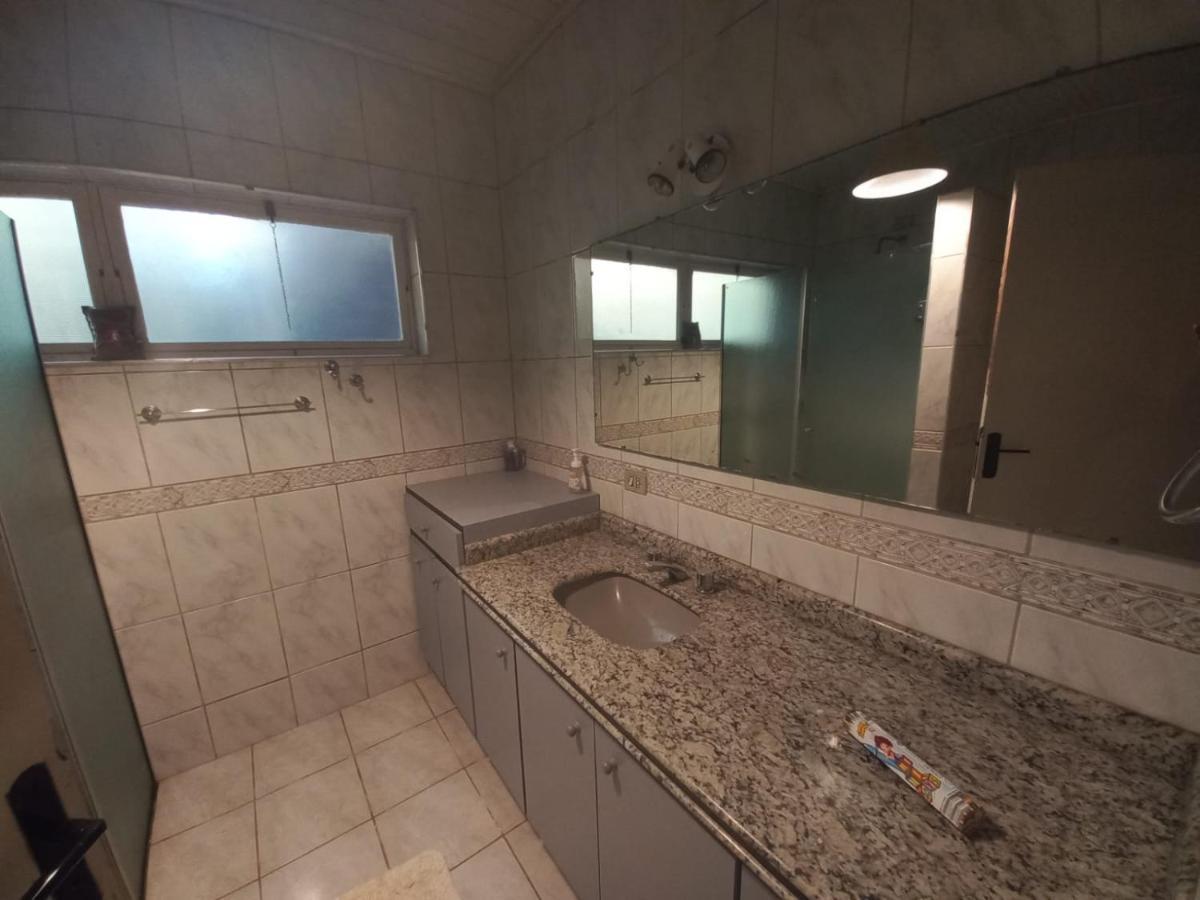 Chacara Em Condominio A Beira Da Represa Para Locacao Familiar Ibiúna Exteriör bild